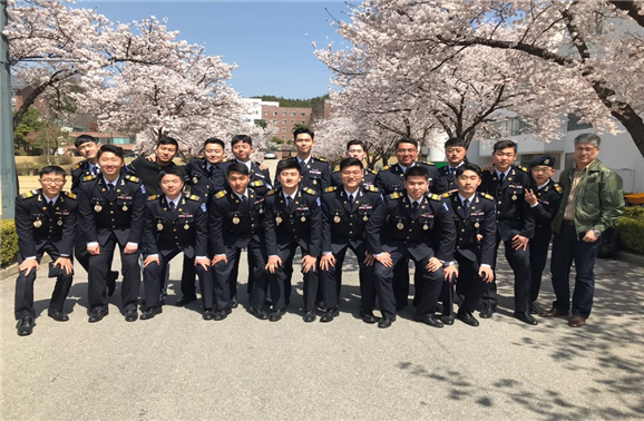 4학년 벚꽃놀이.bmp