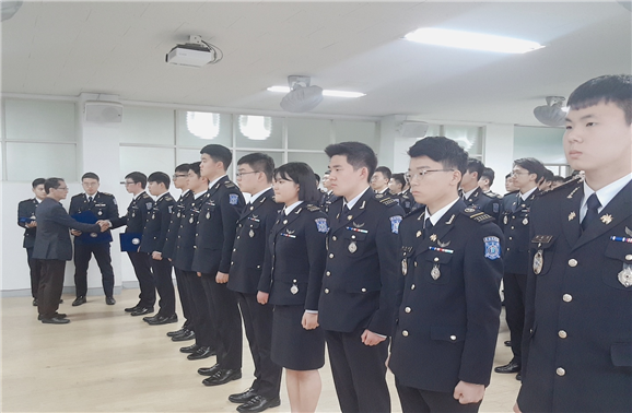 임명장 수여식.bmp